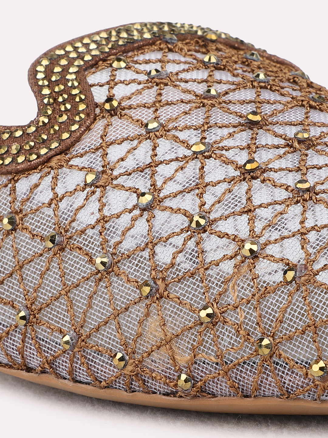 Womens Golden Party Wear Solid One Toe Flats Mules Sandals