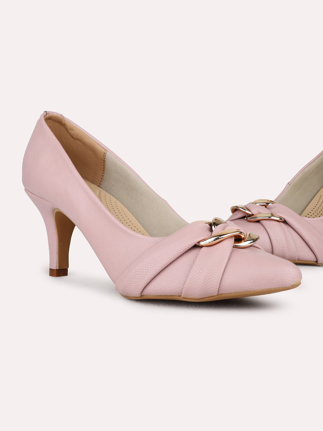 Womens Peach Party Wear Solid Pointed Toe Pumps