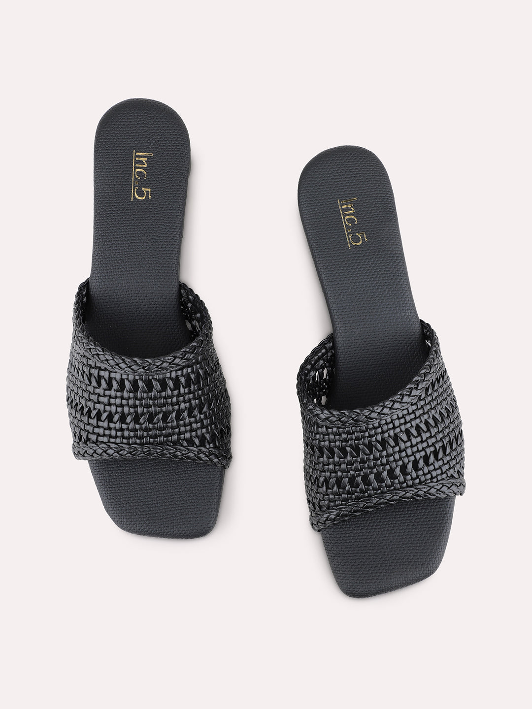 Womens Black Party Wear Solid Square Toe Block Heel Sandals