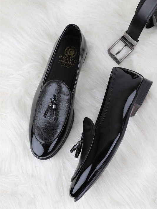 Men Black Textured Tassel Formal Slip-Ons Shoes