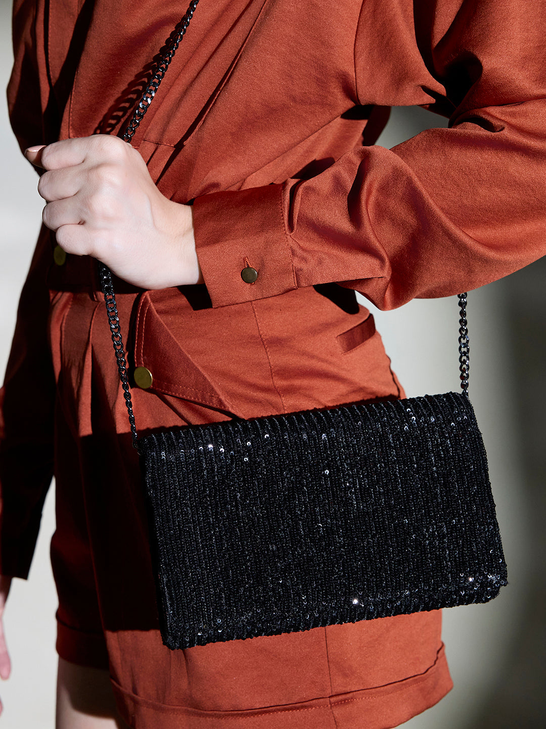 Womens Black Fashion Bags With Magnet Lock For Party Use