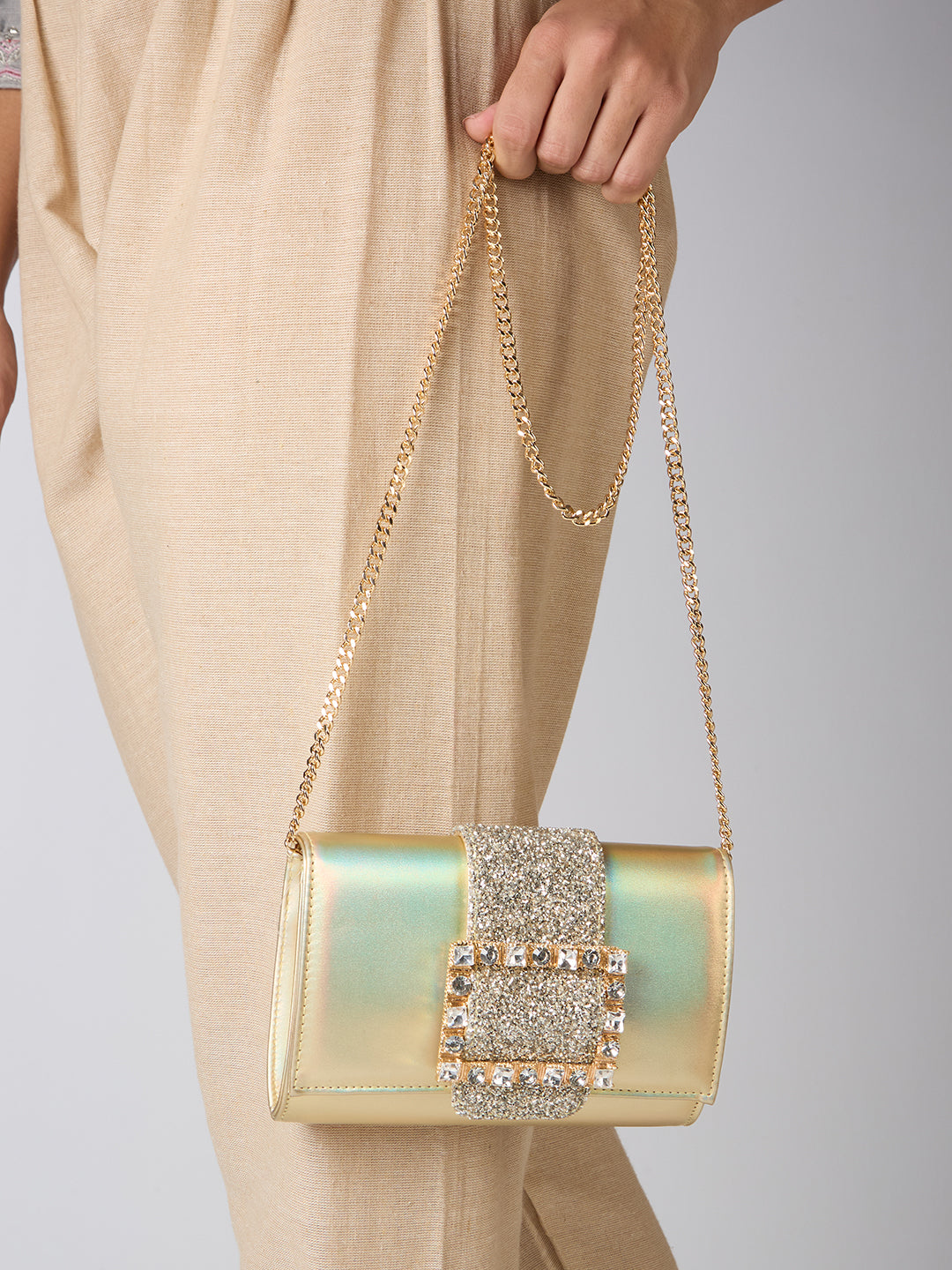Womens Gold Fashion Bags With Magnet Lock For Party Use
