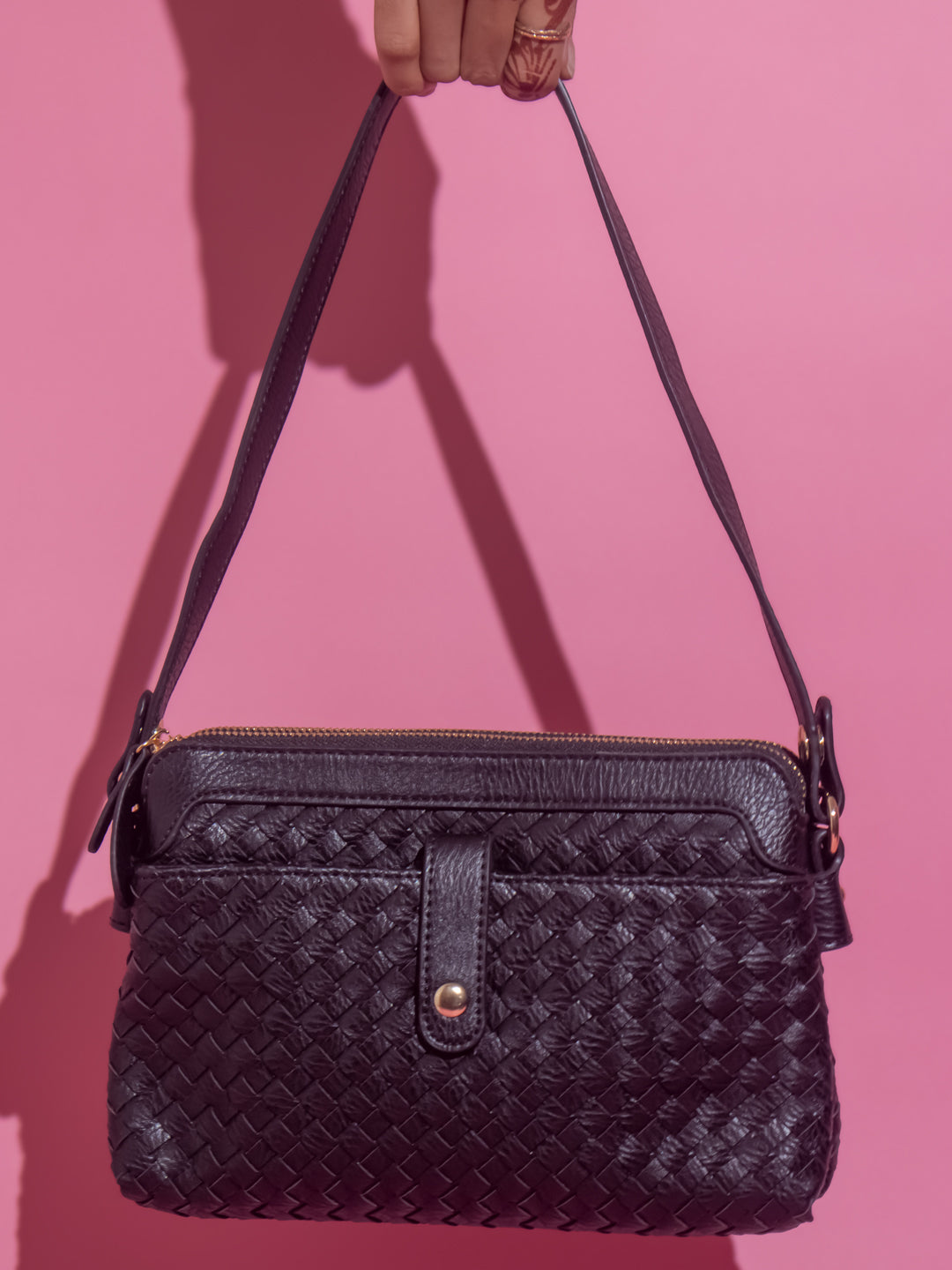 Women Black Textured Design Sling Bag With Zip