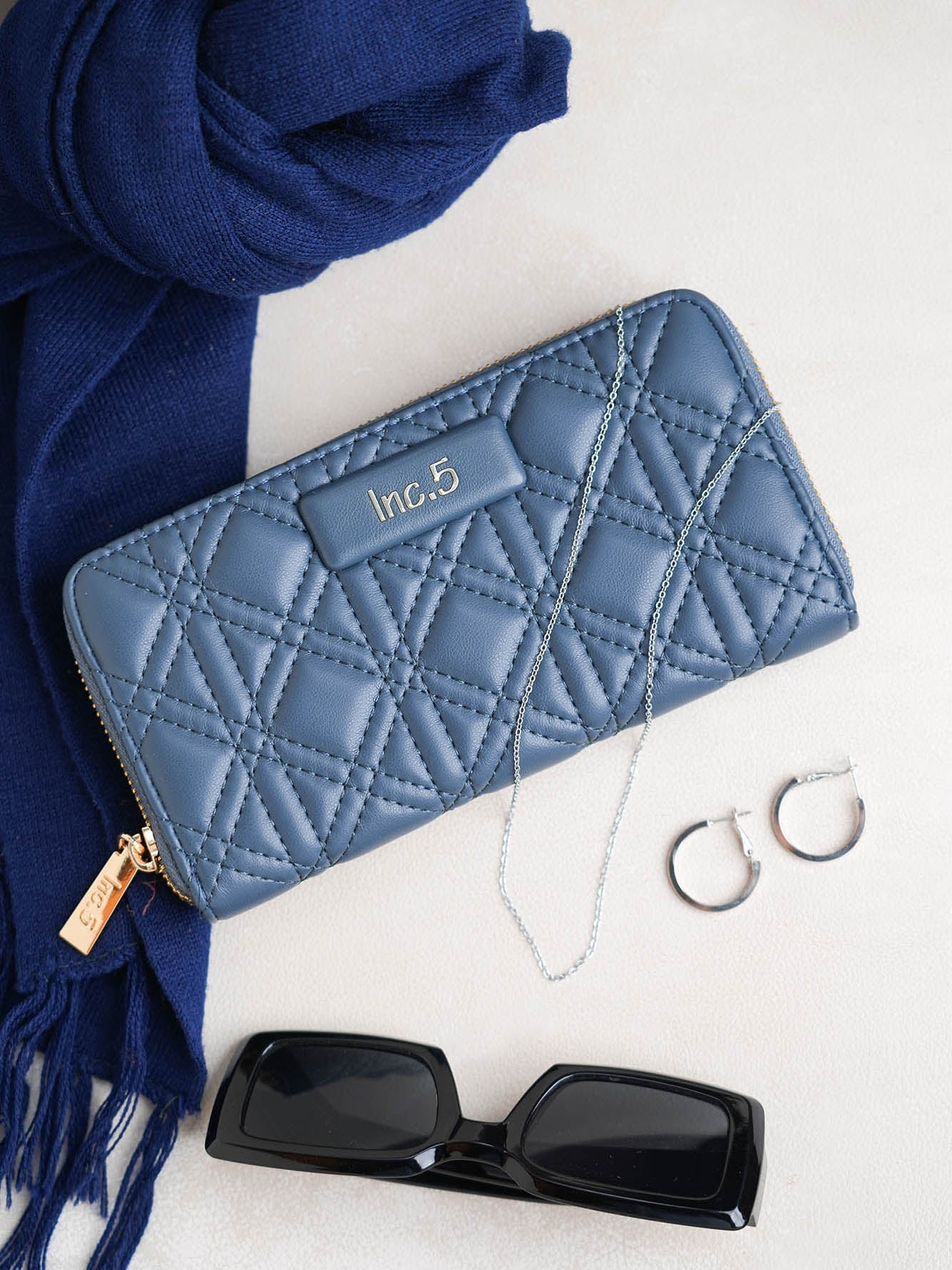 Women's Blue Textured Bifold Wallet