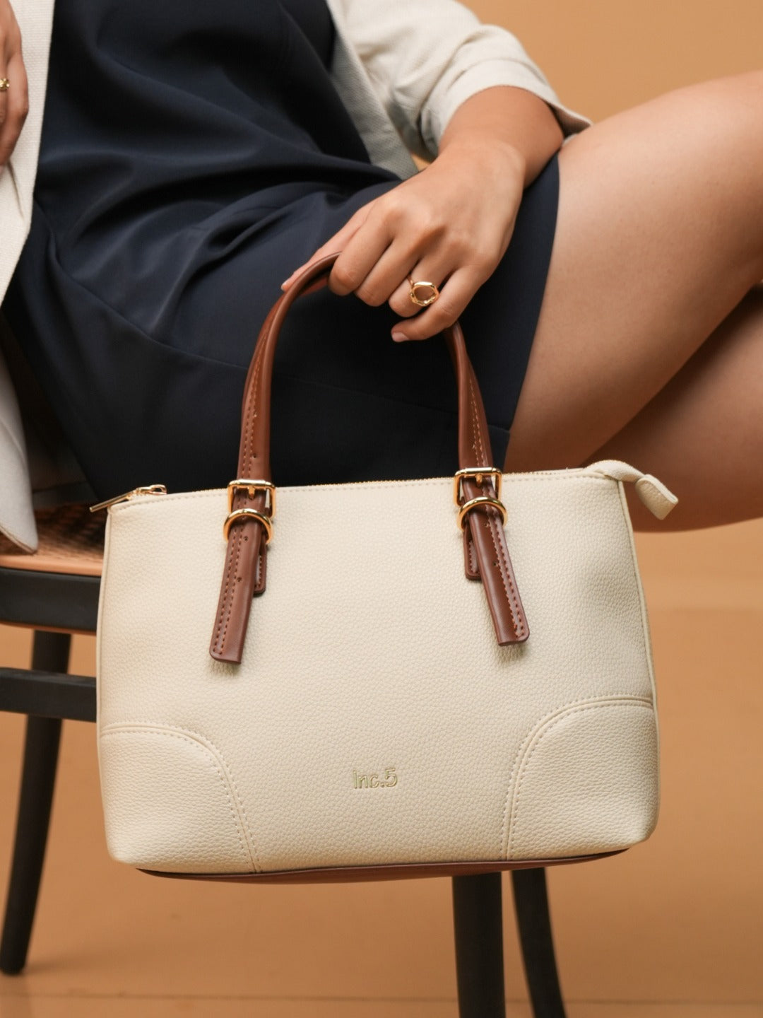 Womens Cream Casual Textured Handbag With Zip Lock