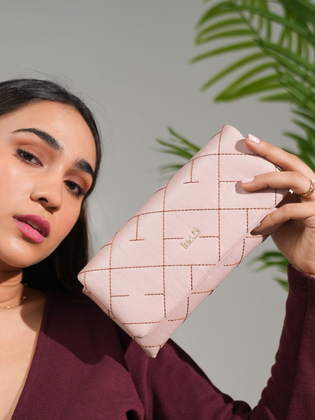 Womens Pink Party Textured Clutch With Magnet Lock