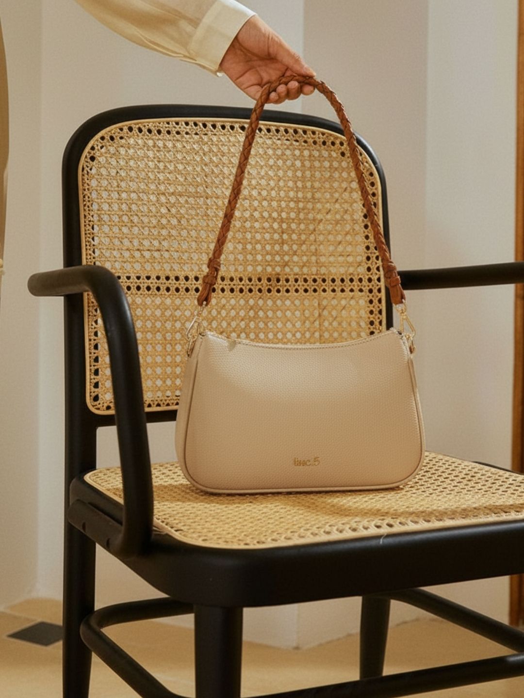 Women Beige Textured Shoulder Bag With Zipper
