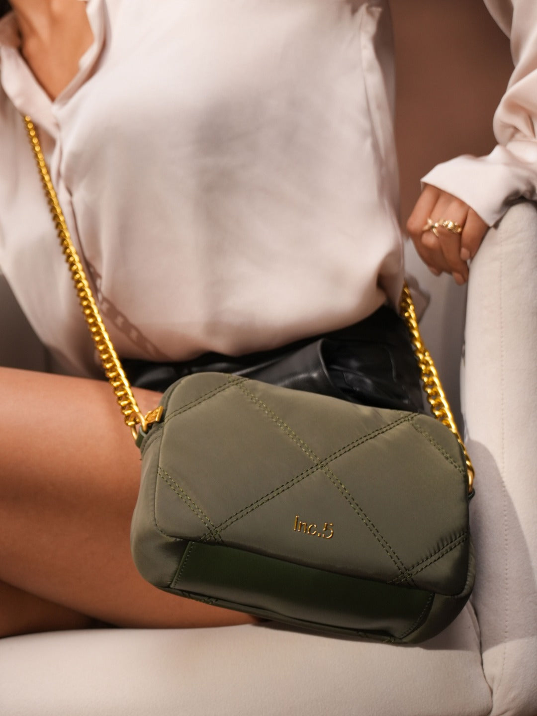 Womens Green Party Textured Sling Bag With Zip Lock