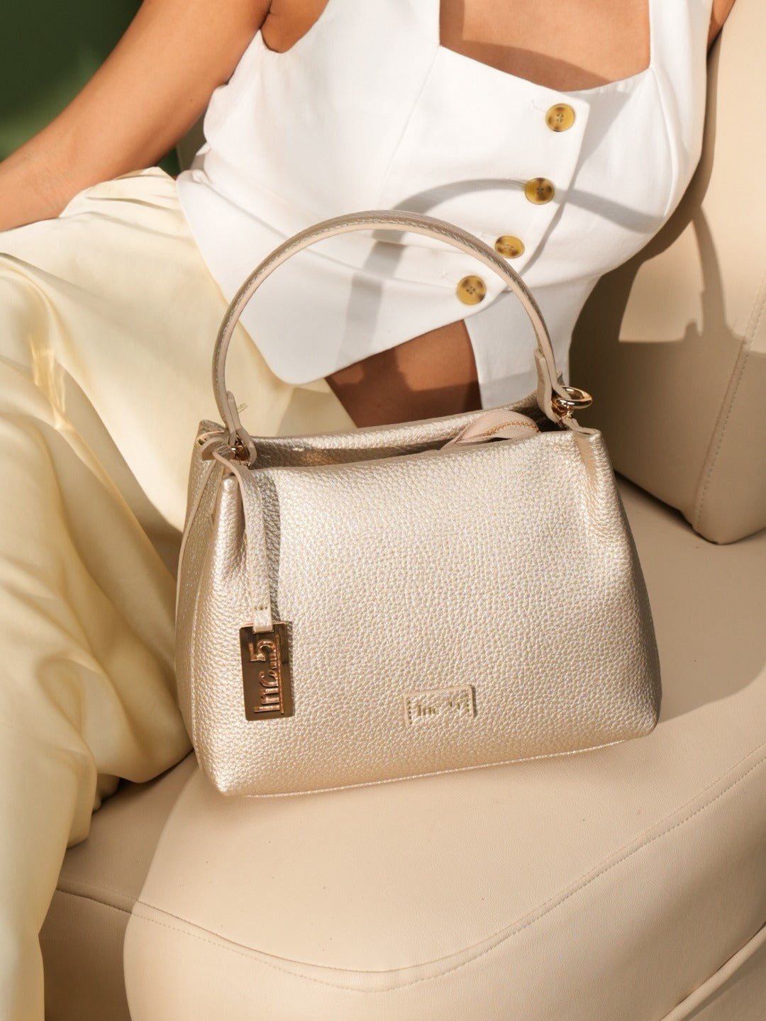 Womens Gold Party Textured Shoulder Bag With Zip