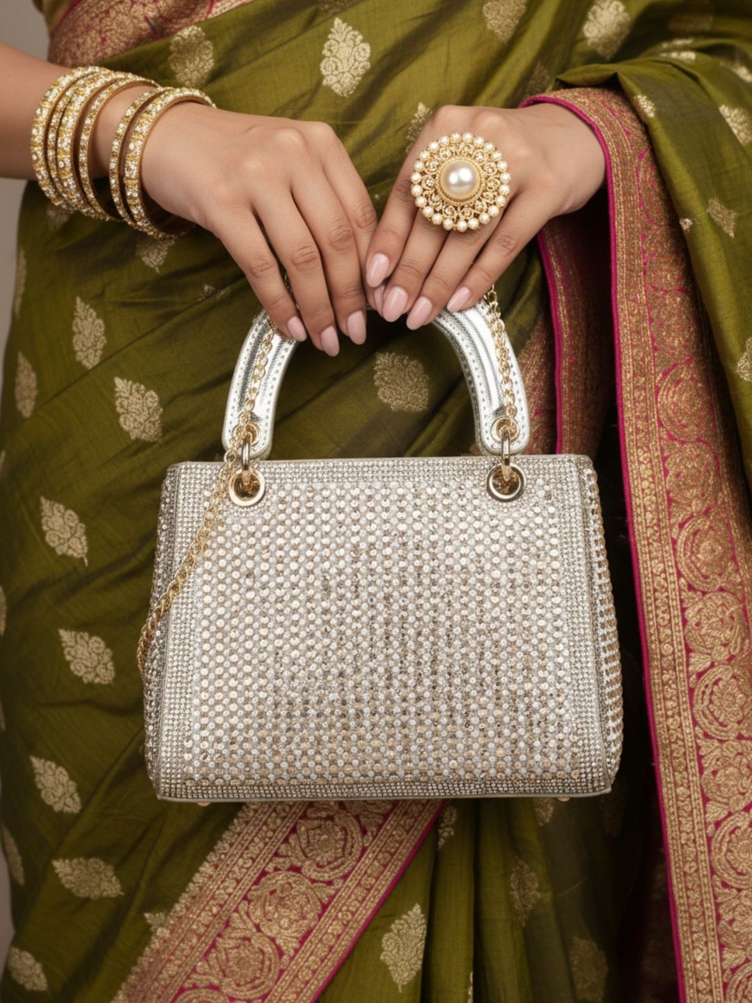 Women Gold Embellished Handbag With Zip Lock For Party