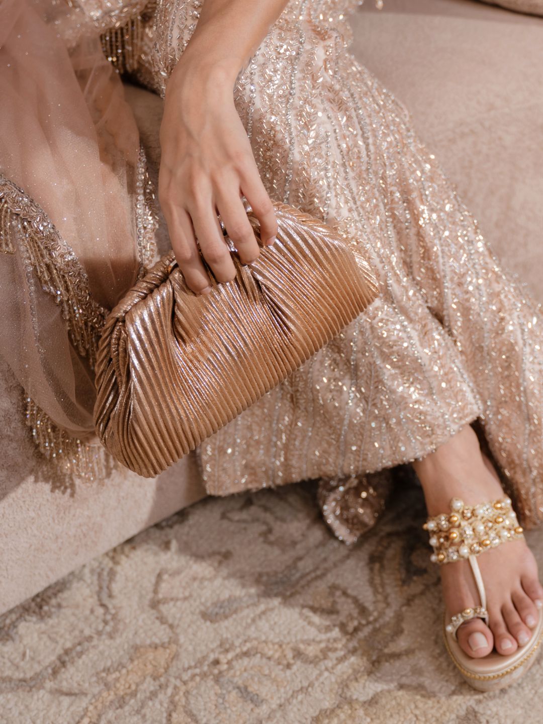 Women Antique Embellished Clutch Bag With Push Lock For Party