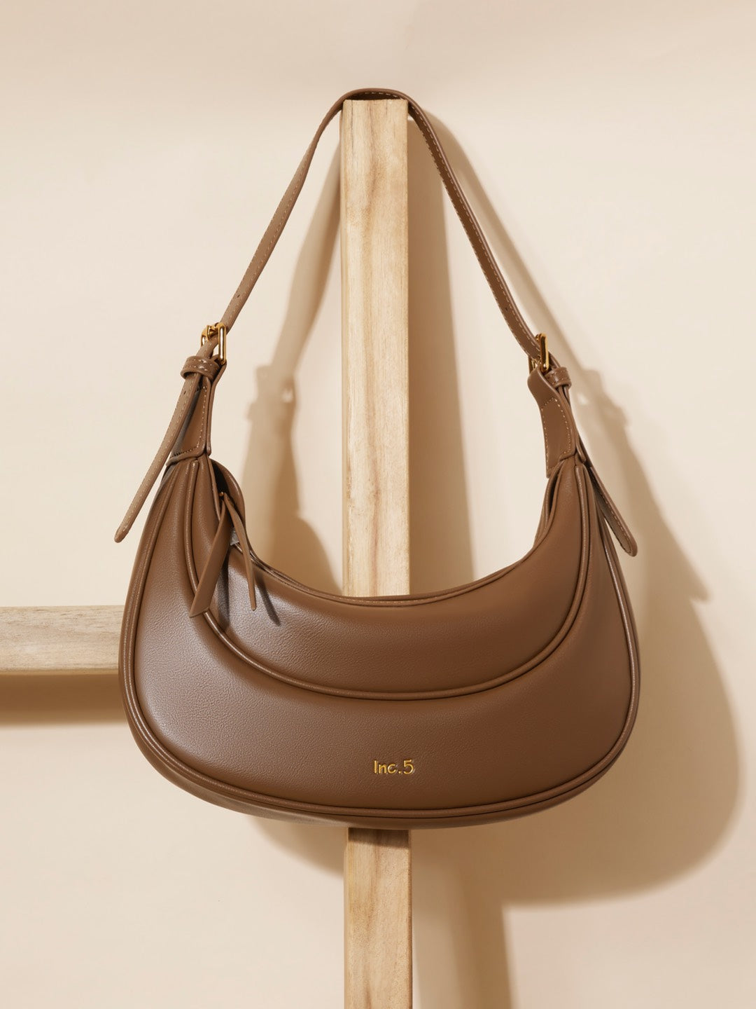 Women Brown Textured Structured Shoulder Bag