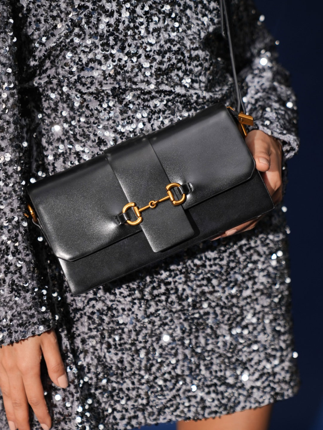 Womens Black Party Solid Sling Bag With Magnet Lock