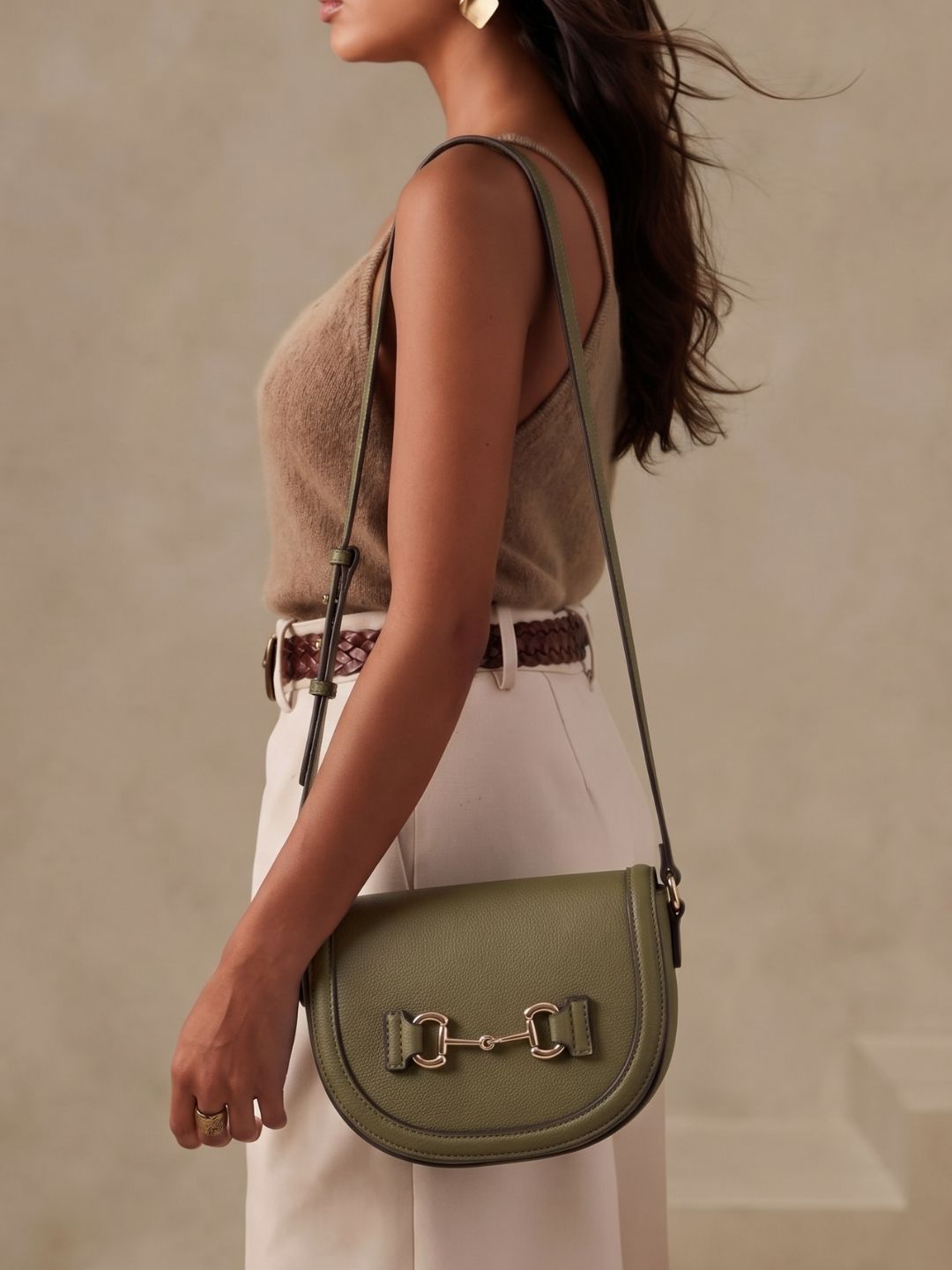 Women Green Textured Sling Bag With Magnet Lock For Party