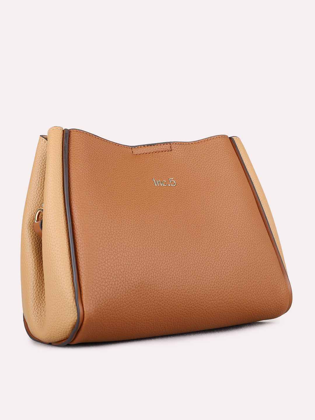 Womens Brown Shoulder Bag With Zipper Lock For Party Use