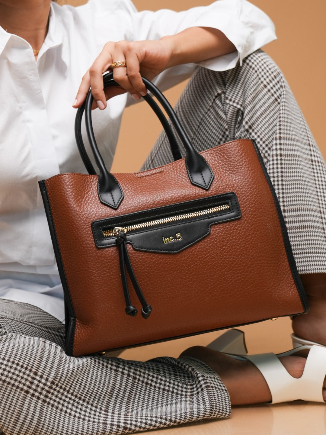 Womens Brown Casual Textured Shoulder Bag With Magnet Lock