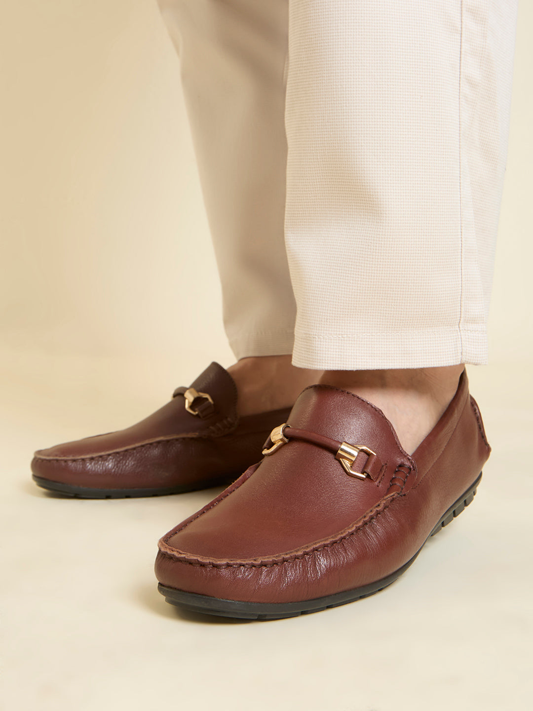 Privo Brooch Slipon-Brown For Men