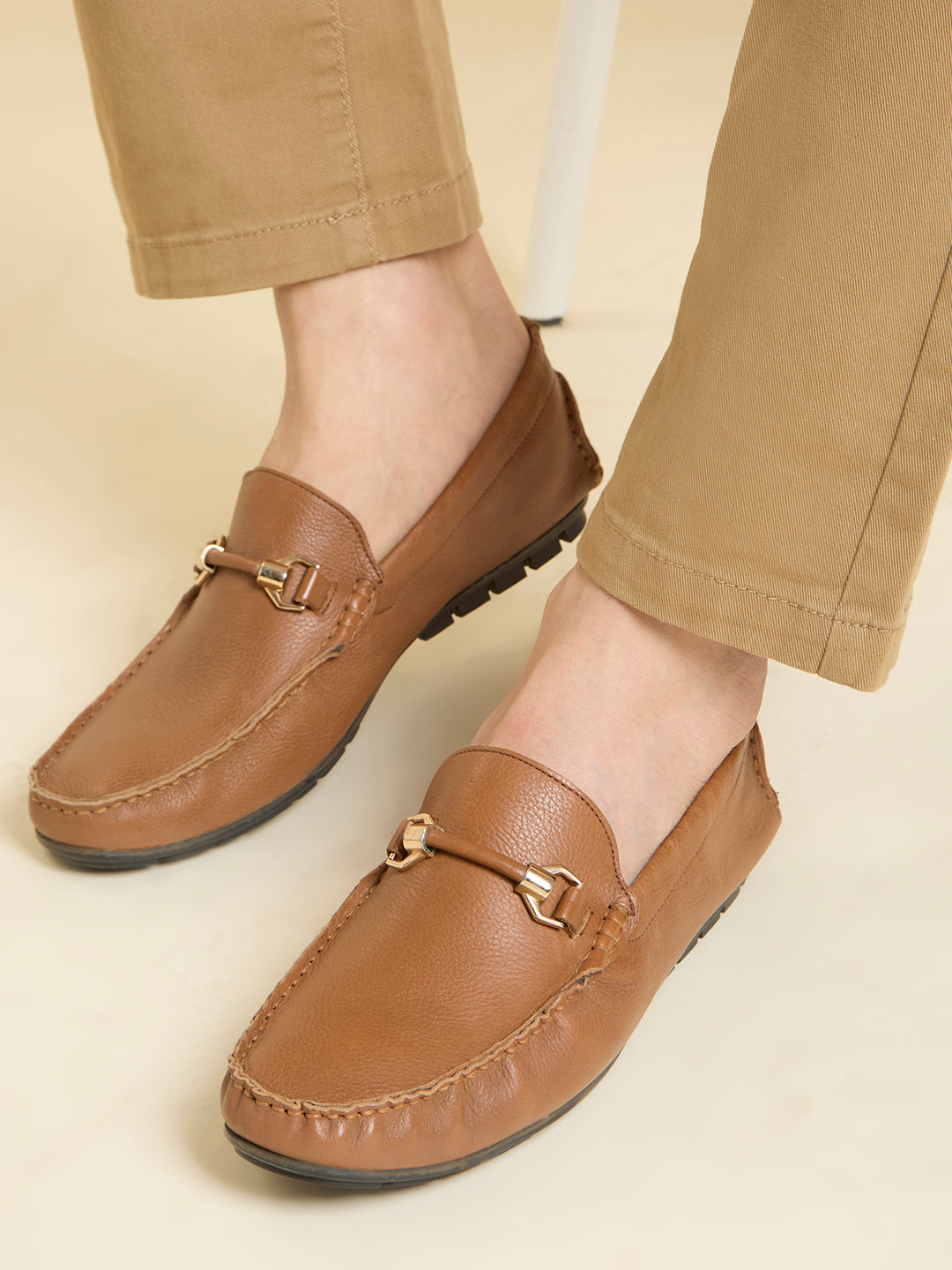 Privo Brooch Slipon-Tan For Men