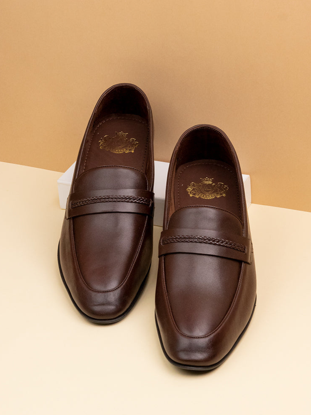 Mens Brown Solid Pointed Toe Formal Shoes