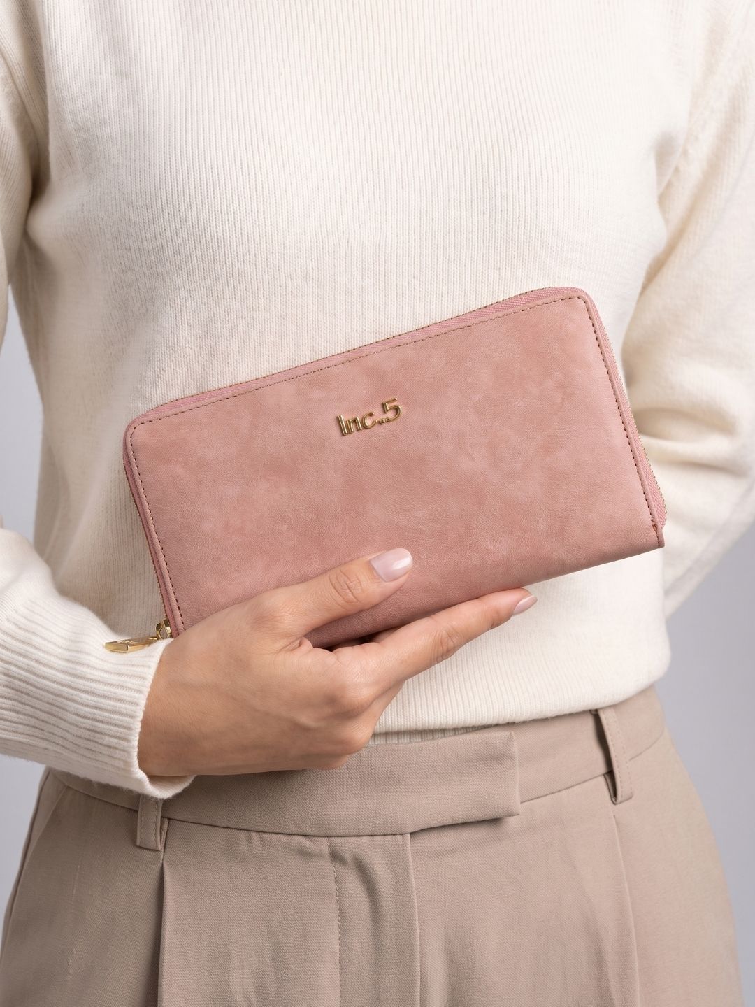 Women Pink Solid Bi-Folds Bag With Zip Lock For Casual