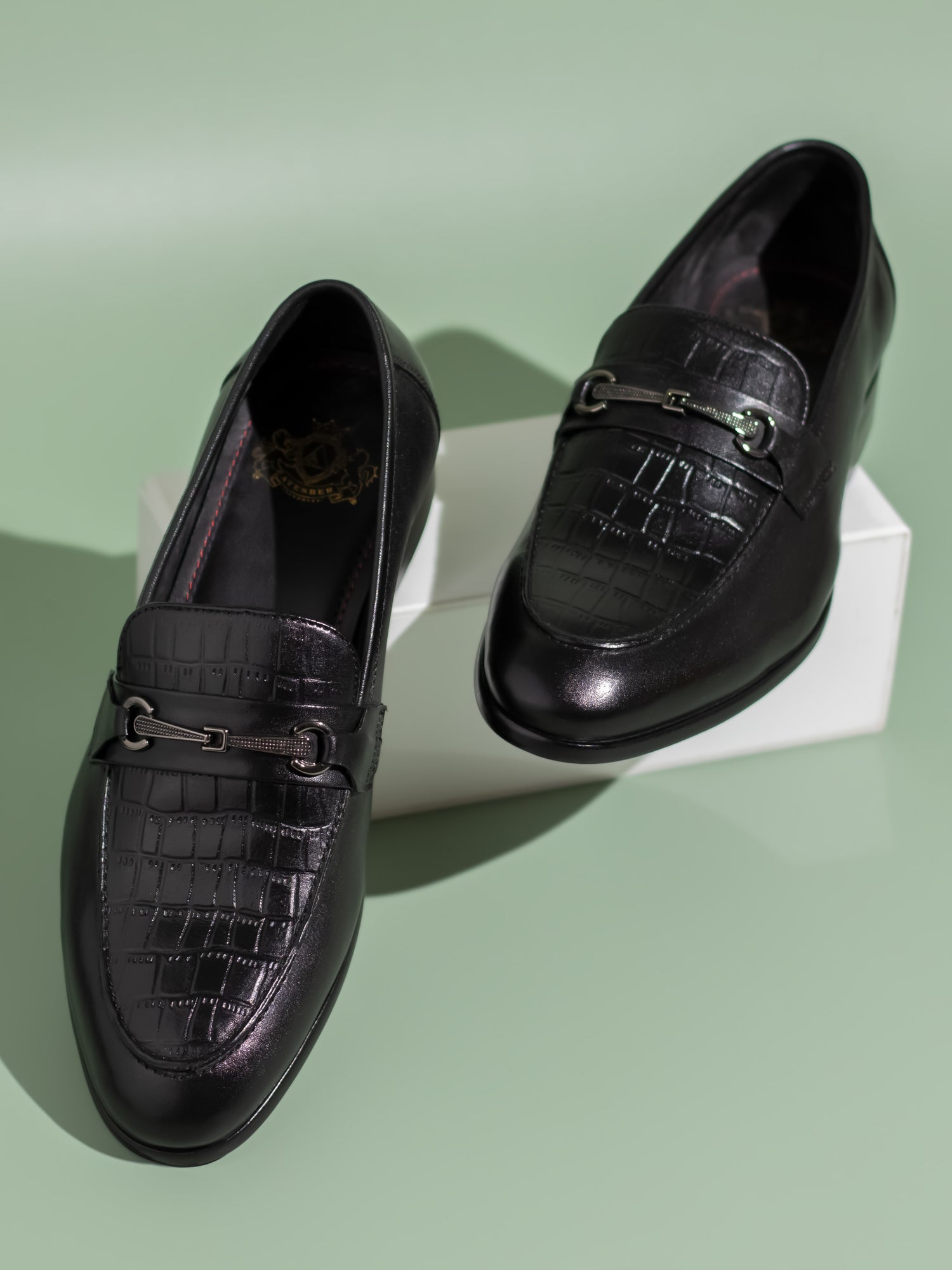 Atesber Black Textured Fomral Moccasin Shoes For Men