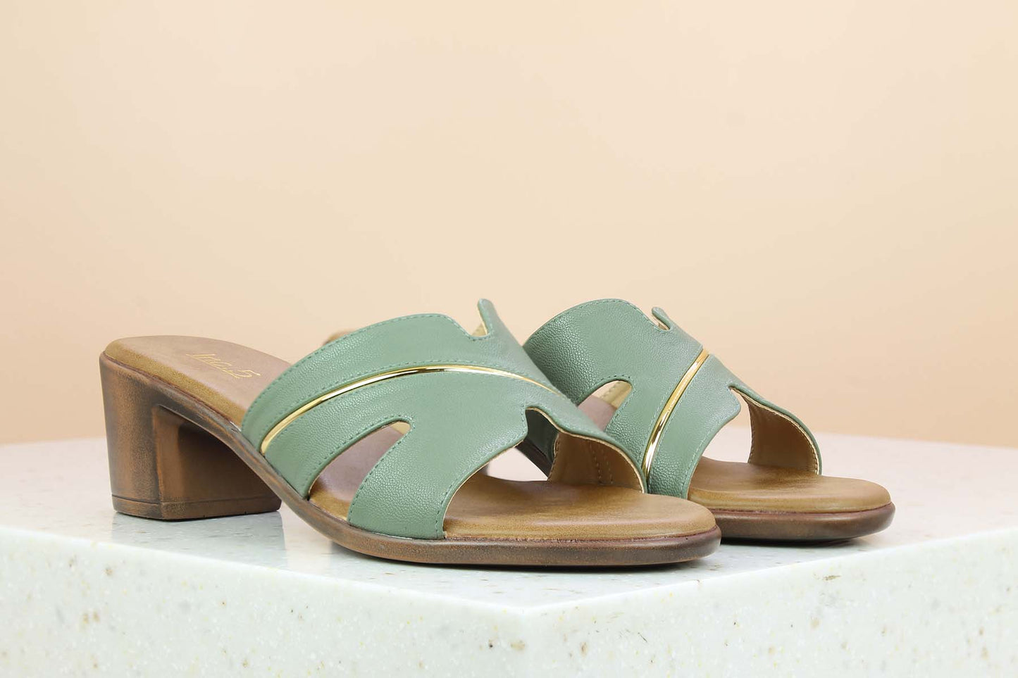 Women Green Solid Mules