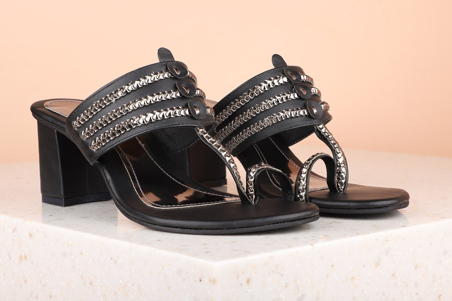 Crystal Embellished Satin Jerry Rene Caovilla Sandals For Women Elegant  Summer Shoes With Buckle Strap, High Heels, Perfect For Parties, Weddings,  And Dressing Up Available In Black EU35 43 From Yayatong0619, $34.68 |