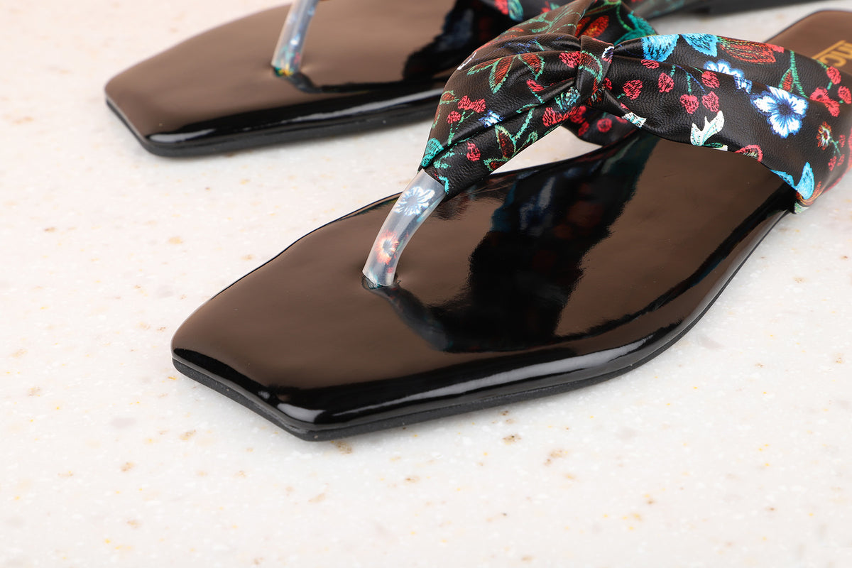 Women Black Printed Open Toe Flats