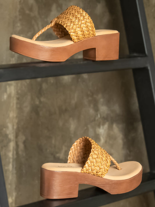 Women Chikoo Textured Open Toe Platform Heels