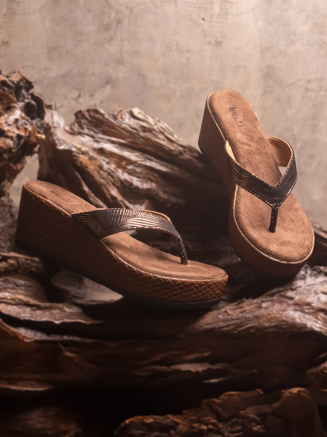 Women Antique-Toned Striped Embellished Wedge Heels