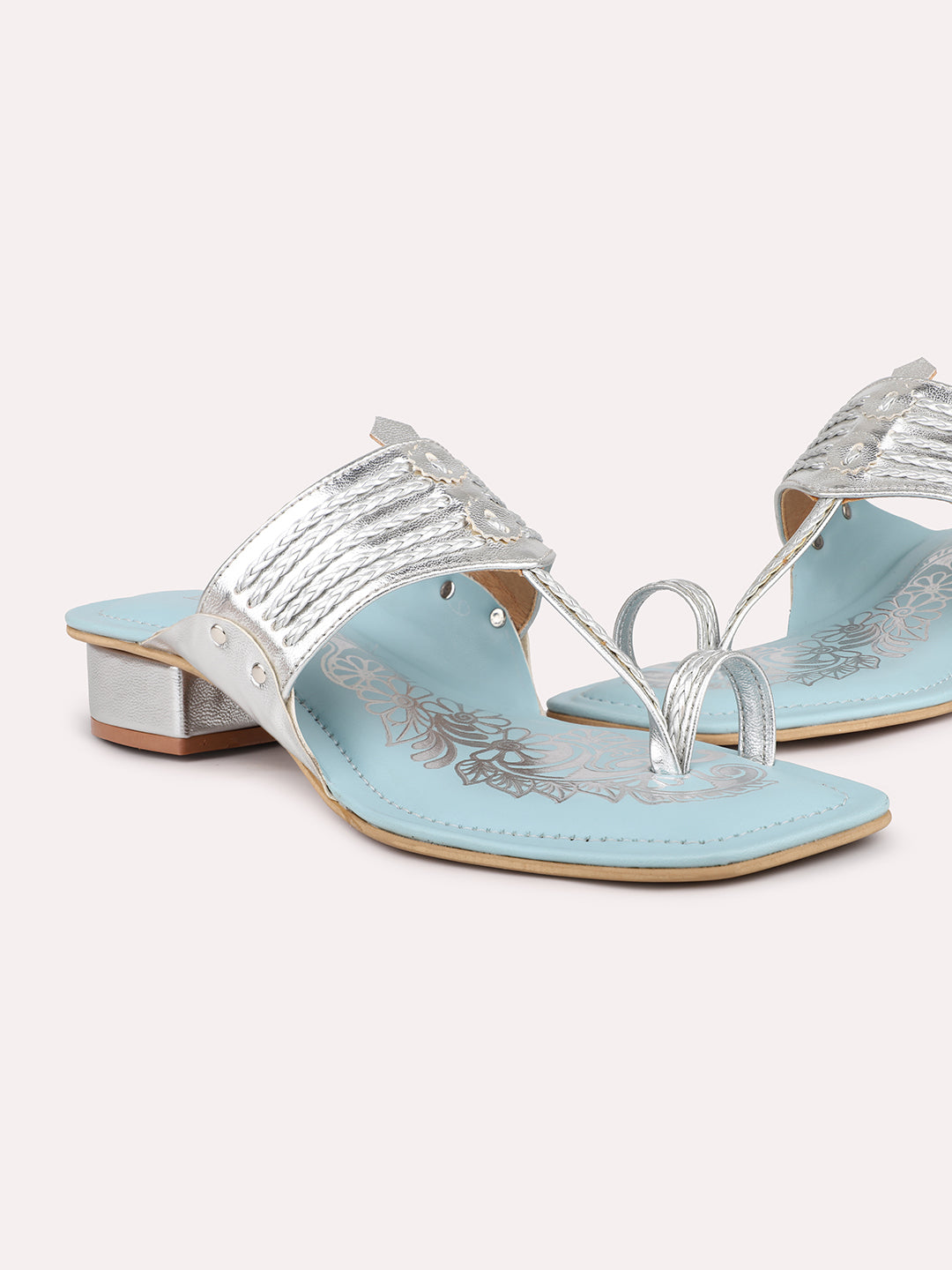 Women Silver & Blue-Toned Embellished Kolhapuri One Toe Flats