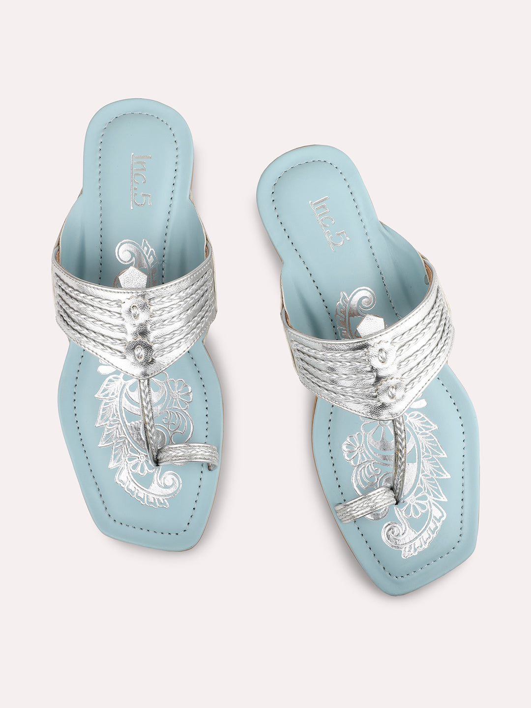 Women Silver & Blue-Toned Embellished Kolhapuri One Toe Flats