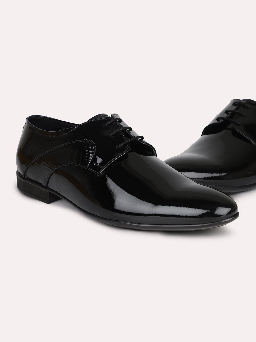 Privo Black Fomal Lace-Up Derby Shoes For Men