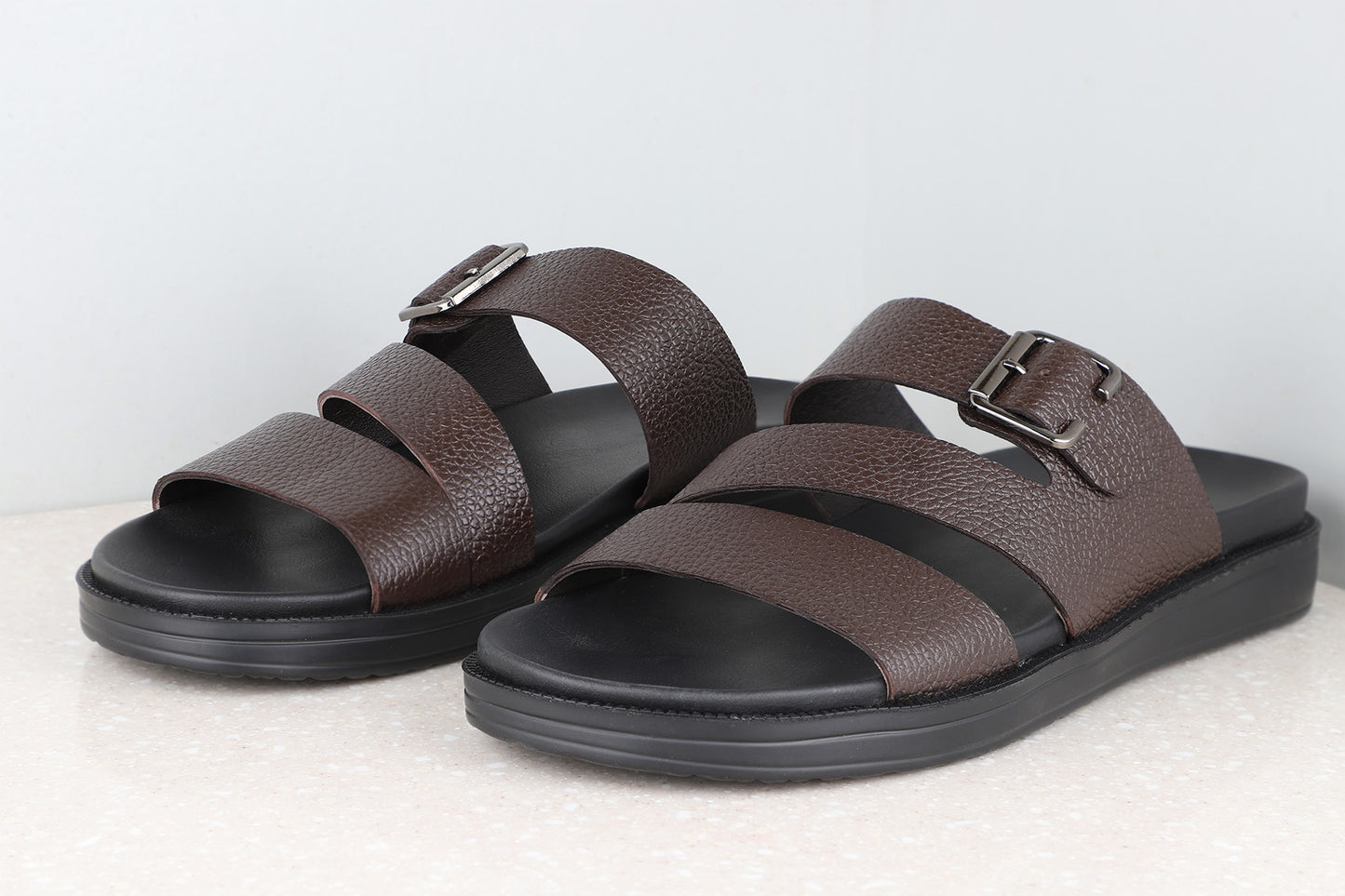 Atesber Thong Textured Sandal - Brown For Men