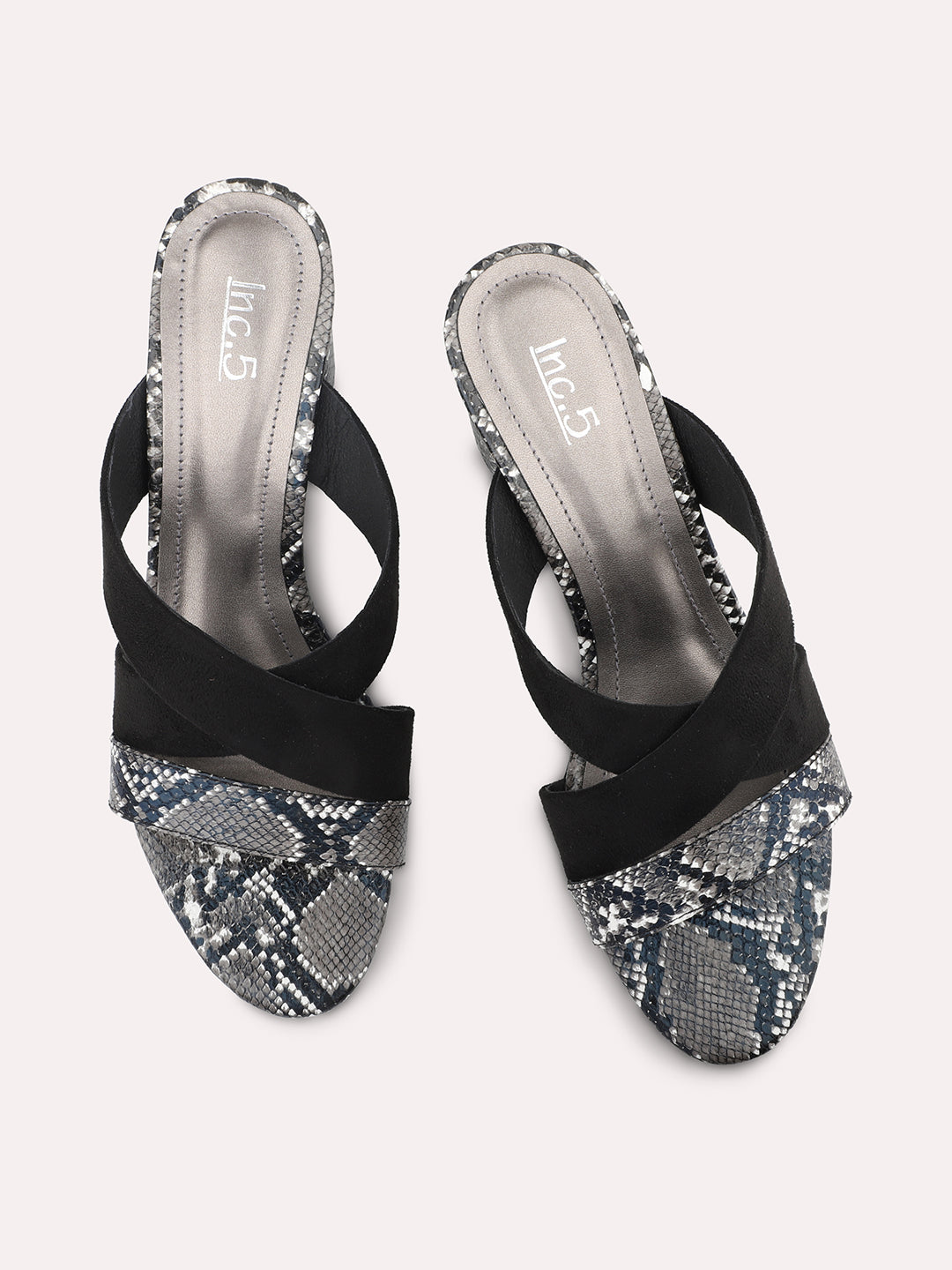 Women Black & White Snake Skin Printed Block Heels