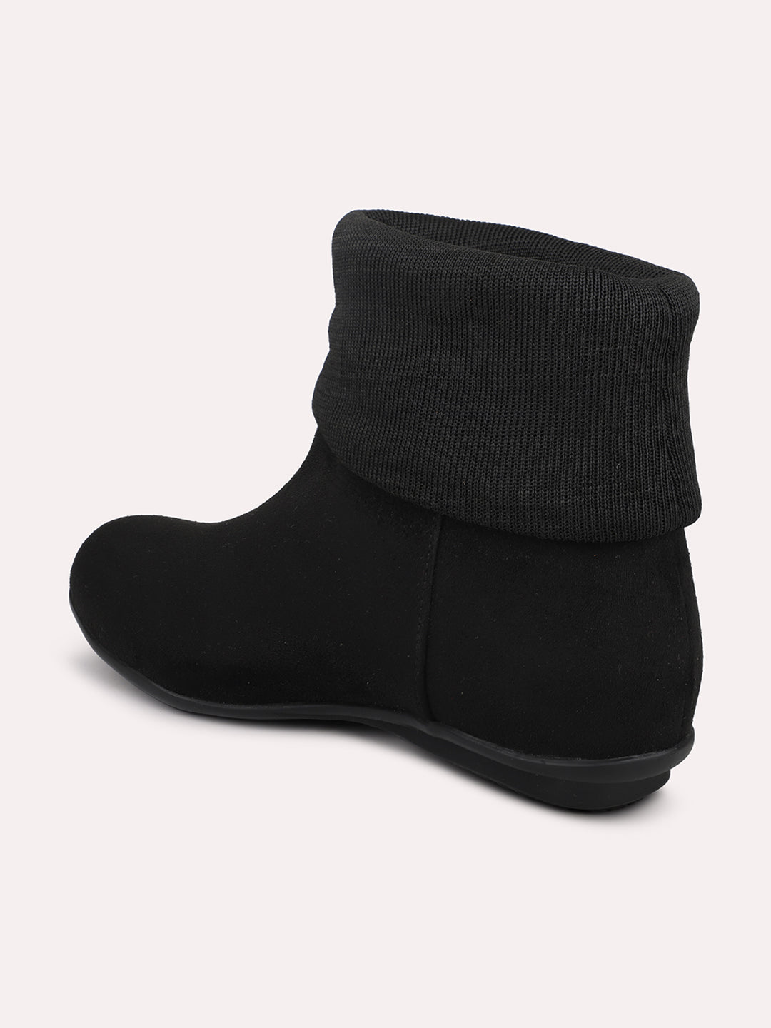 Women Black Solid Suede Flat Boots