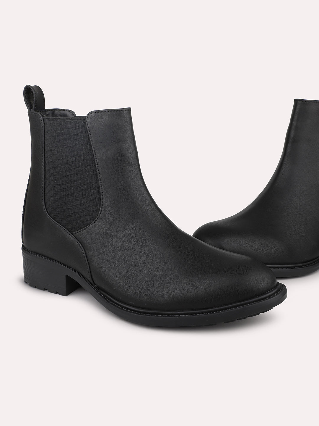 Women Black Solid Casual Chelsea Boots