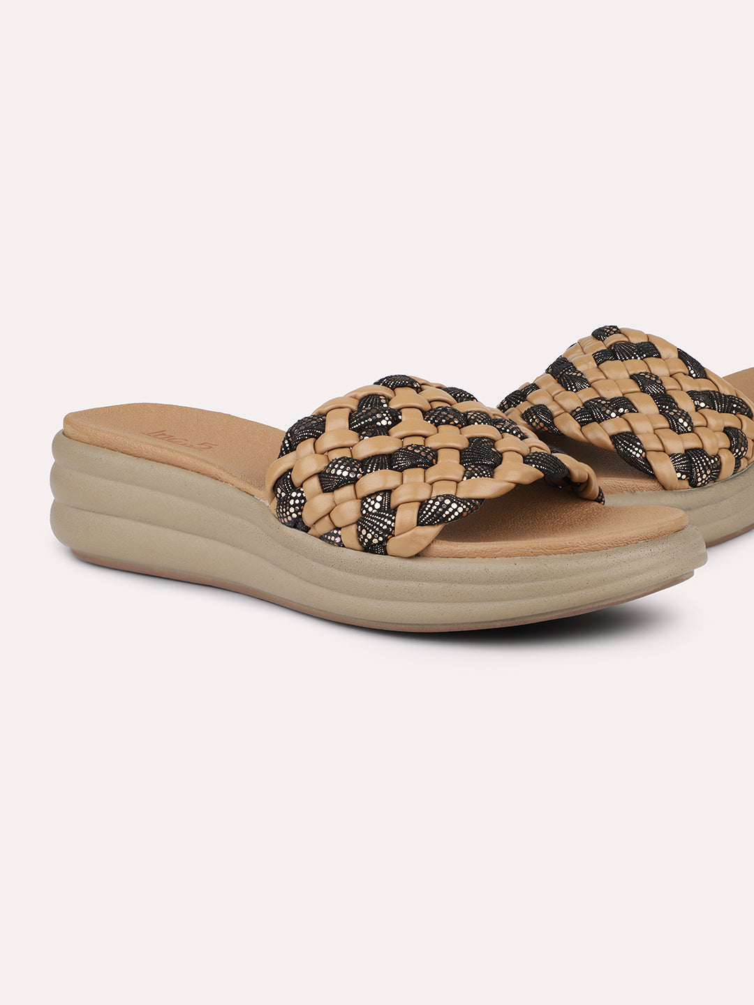 Women Antique Textured Open Toe Comfort Heels