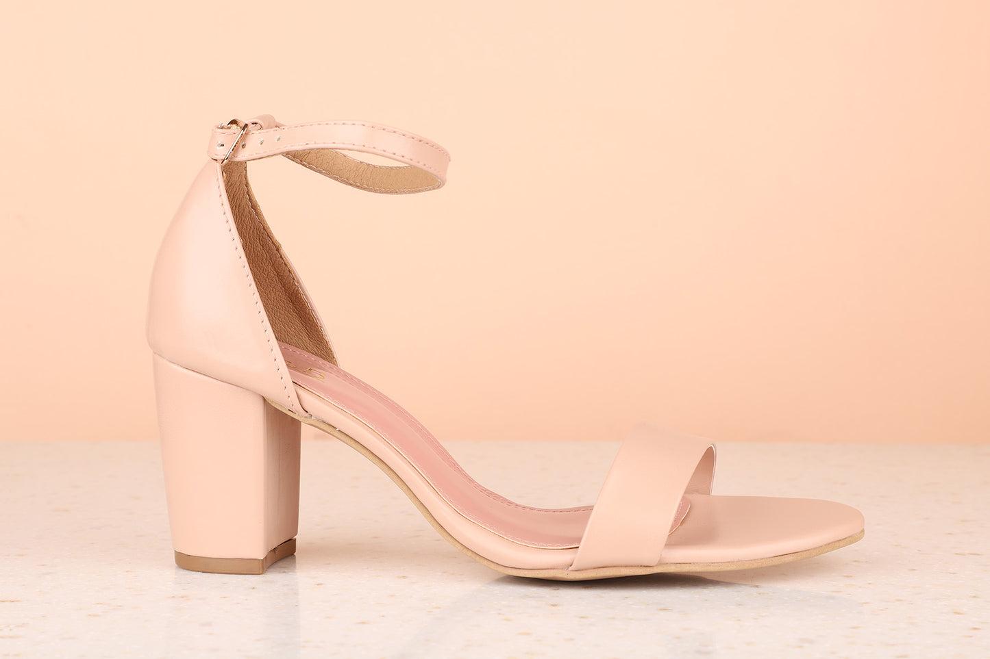 Women Peach Block Sandals With Buckles