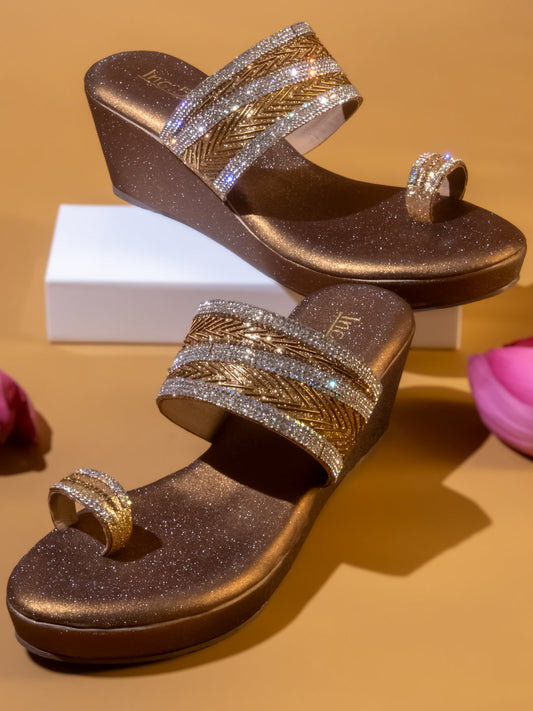 Women Antique Embellished Wedge Sandals
