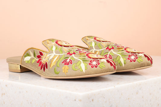 Women Antique Mules with Embroidered Flats