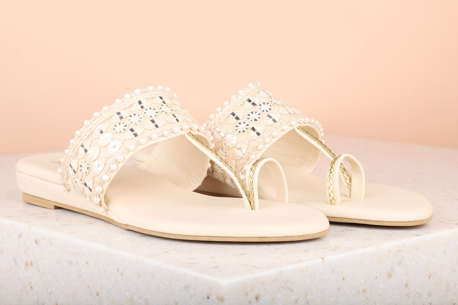 Women Beige Ethnic One Toe Flats