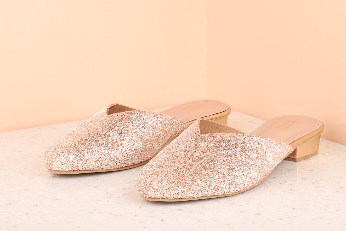 Women Rose Gold Textured Ethnic Mules