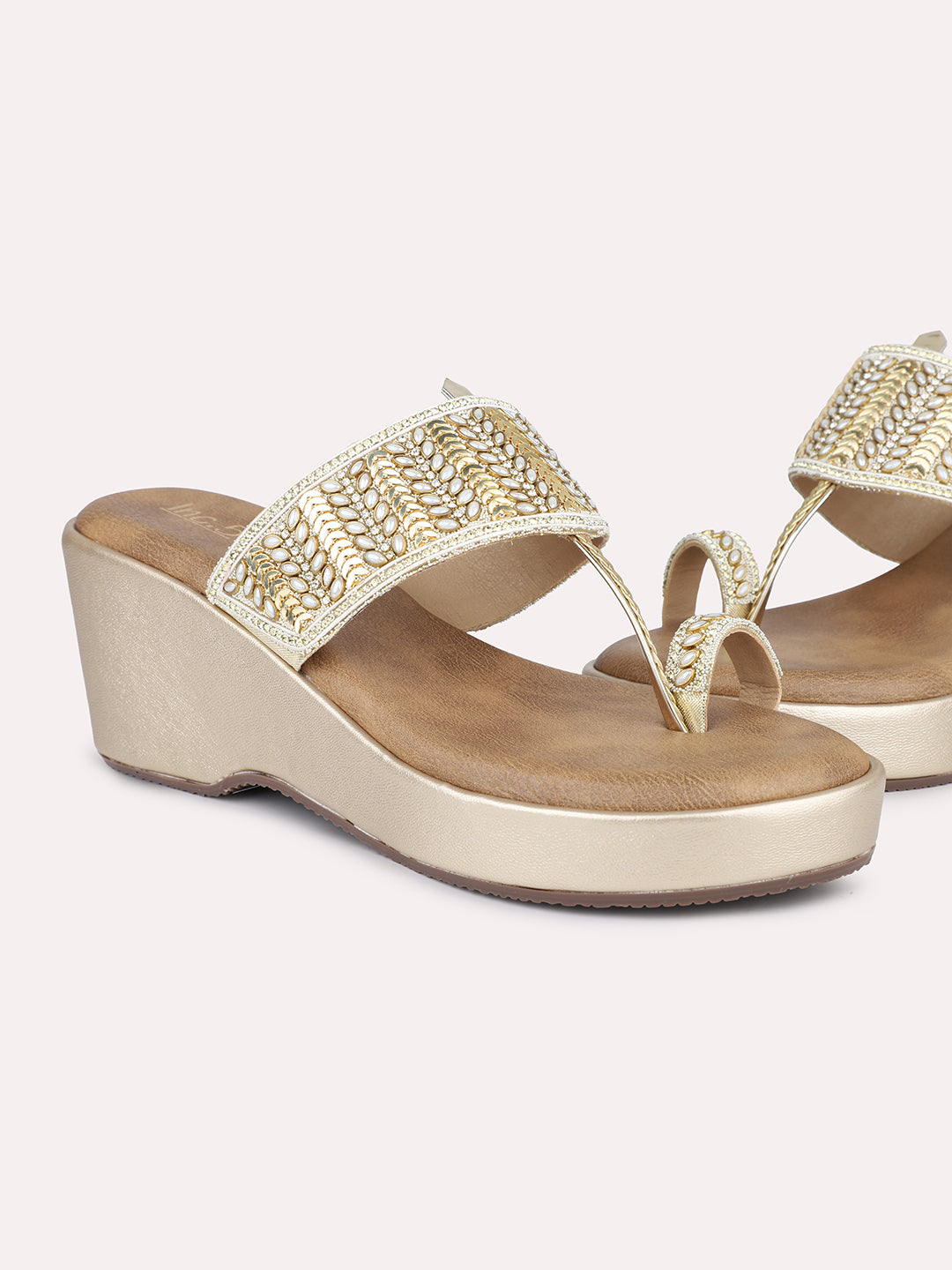 Women Gold Embellished One Toe Wedges