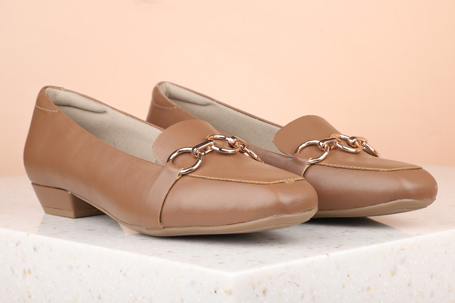 Women Chikoo Solid Block Pumps