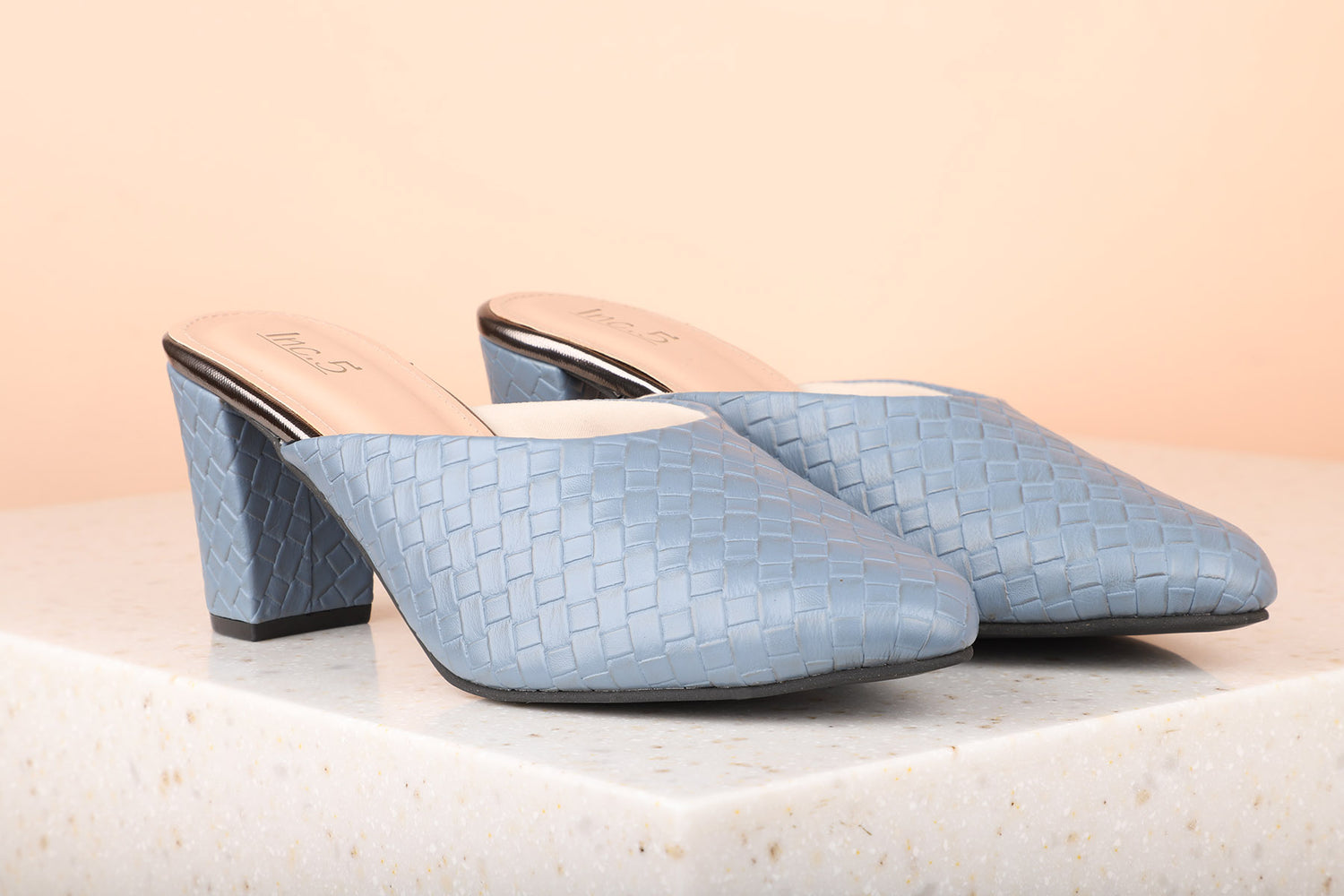 Women Blue Textured Block Mules