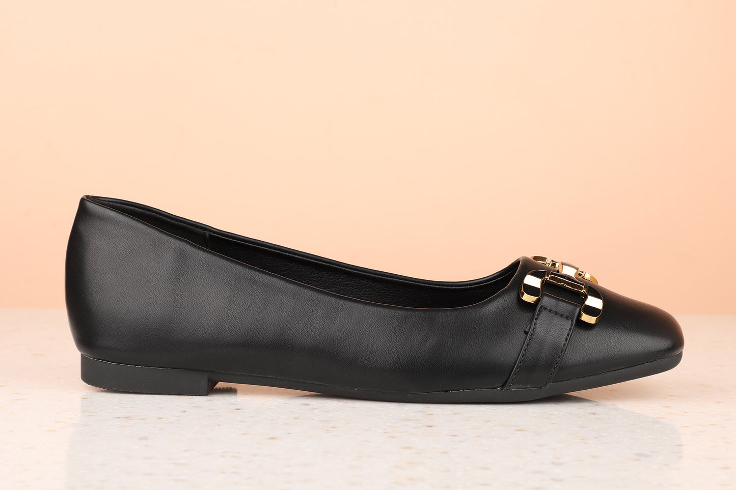 Women Black Solid Ballerinas with Buckle Detail