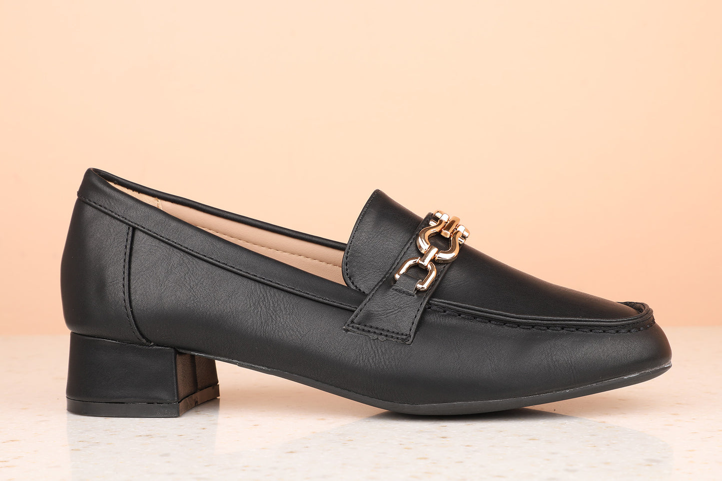 Women Black Solid Moccasins with Buckle Detail