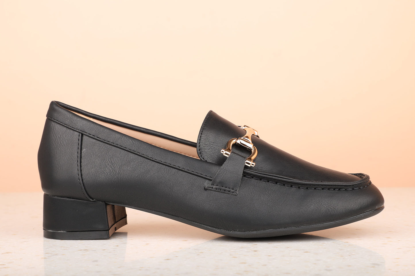 Women Black Solid Moccasins with Buckle Detail