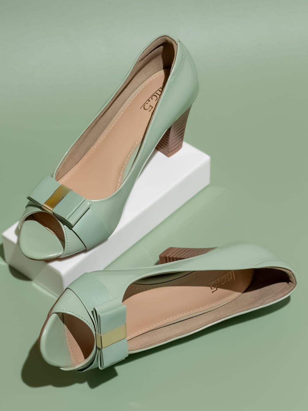 Women Pista Block Peep Toes With Bows